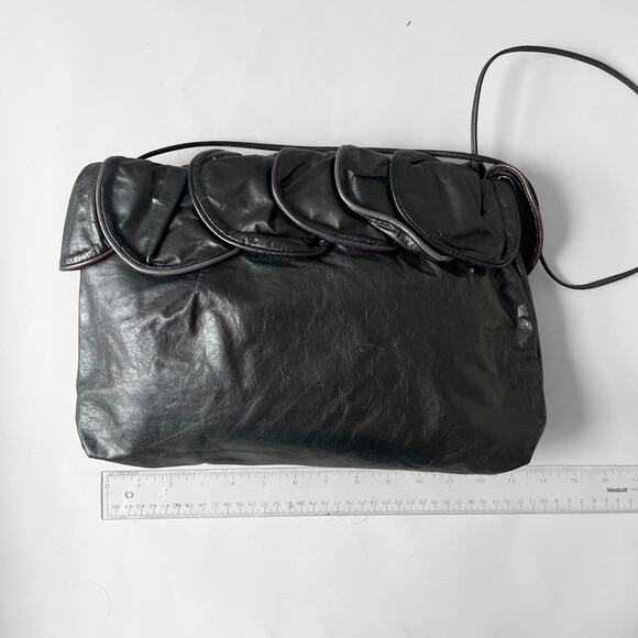 80s Soft Leather Envelope Clutch Petal Motif New Wave Crossbody Vintage Hobo Bag - Picture 6 of 8